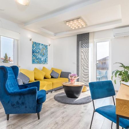 Apartman Nina Fazana Bagian luar foto